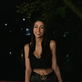 Dina D.