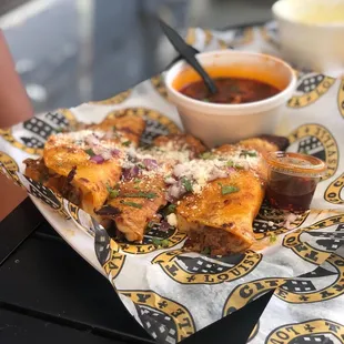 Quesa-Birrias (tacos de birria)