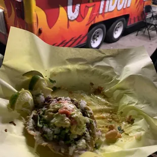 Taco Connection.... Dammmmmnnn where do I began.  I came for tacos de Assad. We had 1 taco asada,