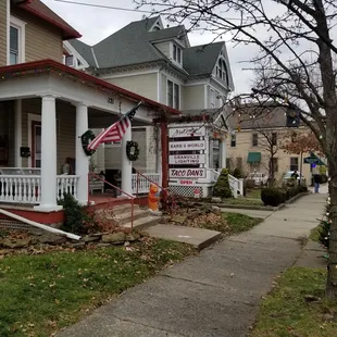 a row of houses on a residential street