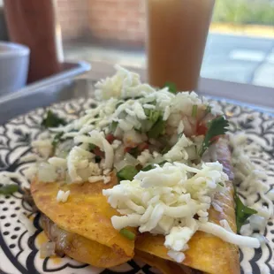 Quesadilla de birria de carne