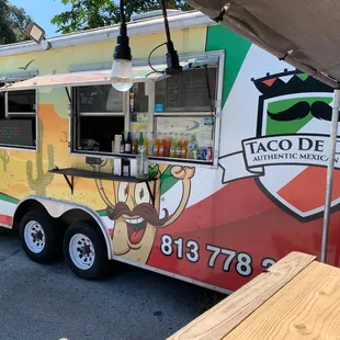 Authentic street tacos made with fresh ingredients.