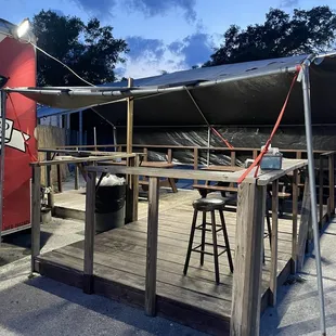 a taco truck parked in a parking lot