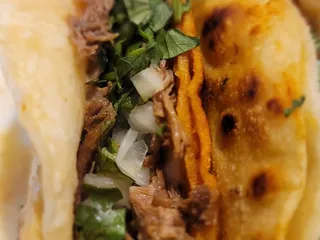 Birrieria Y Taqueria Velazquez