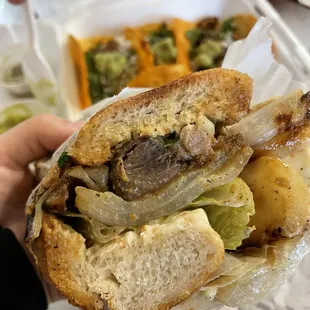 Puerquito Valiente Sandwich... pretty sweet!