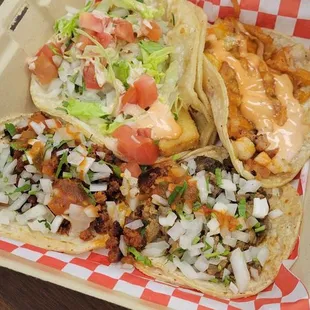 Fried fish, shrimp, chorizo and asada