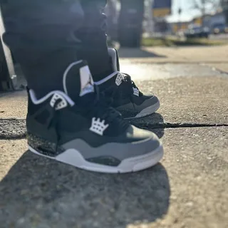 Lor D.
