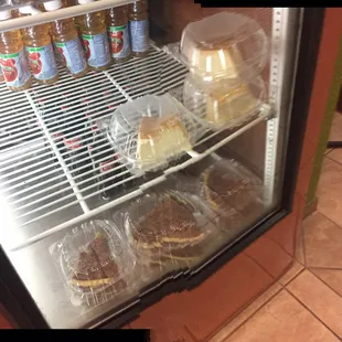They serve chocolate cake, cheese cake, flan, and pecan pie-varies daily.