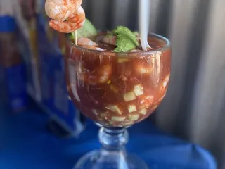 Baja Mar Mariscos Y Cahuamanta