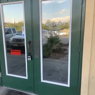 Old Lakeway shopping center