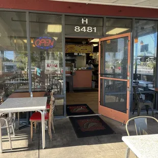 wth is it tuesday? its dead ass empty. really really odd. normally packed.