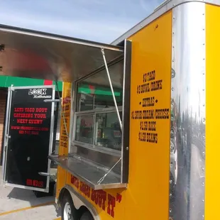 Taco head trailer