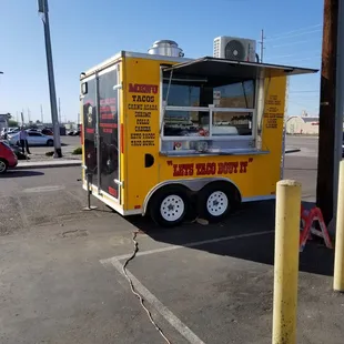 Bright an shiny new awesome Taco trailer