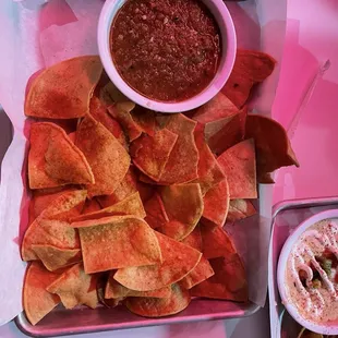 Fire HOUSE MADE SALSA ROJA W/ CHIPS