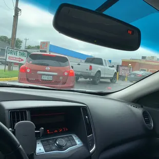 You know the food is good when the line is long.