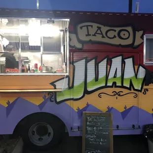 Taco Juan walk up ordering.