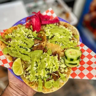 Asada  Tripa  Y buche  Salsa super good estilo Mexicali