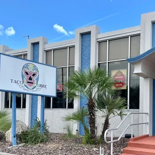 #TacoLibre in St. Augustine. Let&apos;s g(*‿*) in! Happy Friday to you! Wishing you a fabulous weekend.