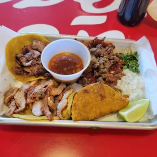 Tripa. Asada costra ,birria and al pastor tacos