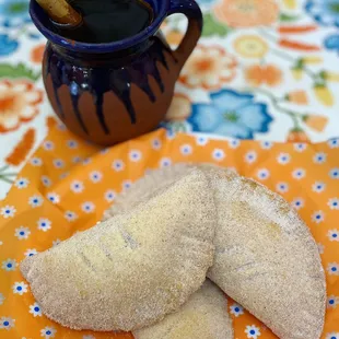 Sweet empanadas and cafe de olla