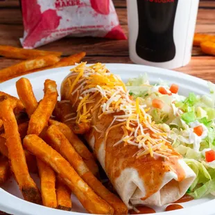 Enjoy the vibrant atmosphere of Taco Maker Kissimmee - Where friends and family come together for the best Tex-Mex experience.