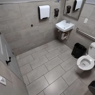 Obligatory bathroom photo