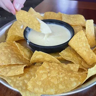 Chips & Queso