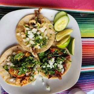 Superb fish, chicken &amp; pastore tacos. Fast &amp; friendly service. I will be coming back!