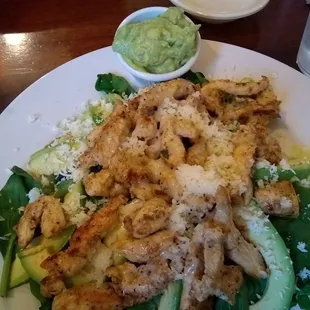 Grilled chicken with plain salad, avocado, and guacamole.  Fresh, everything was perfect --- fresh and delicious!