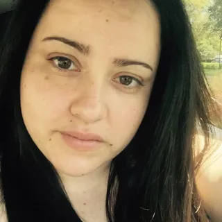 Nicole W.