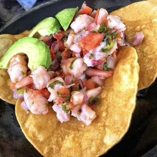 Ceviche con tostadas