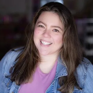 Kara R.