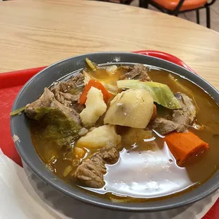 cauldo de res