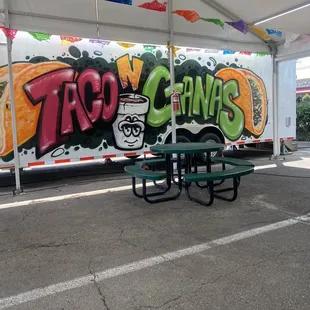 tacos, outside
