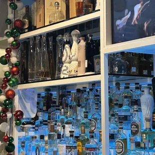 Bar and tequila options