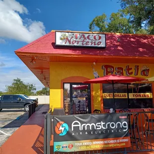 the outside of the restaurant