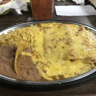Cheese enchilada plate