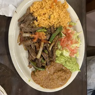 Beef fajita lunch special (Monday)