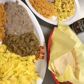 Carnitas con Salsa Verde Breakfast