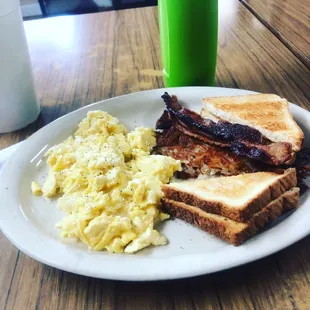 4 eggs , hash brown, 2 slices thick cut bacon.