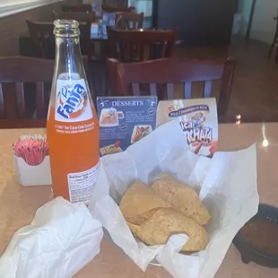 Fanta !! Chips and salsa