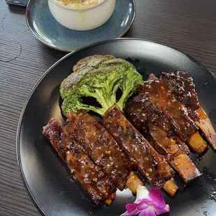 Spiced mango and chili ribs