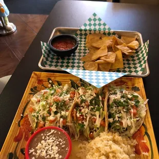3 Tacos Supreme Combo + nachos and salsa
