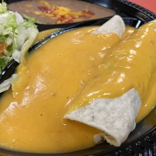 a plate of mexican food