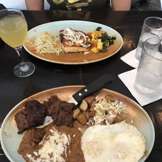 Asada Con Huevos
