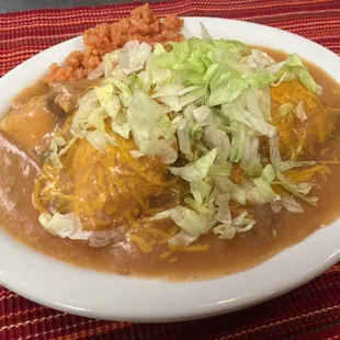 a plate of mexican food