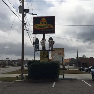 a sign for taco sombrero