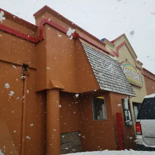Drive thru! Quick and friendly.