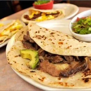 Taco taco cafe food.