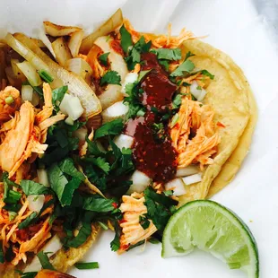 Chicken tacos with salsa roja